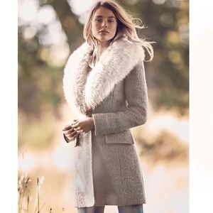 Vintage tweed coat with shearling collar
